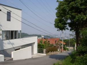 ���������]